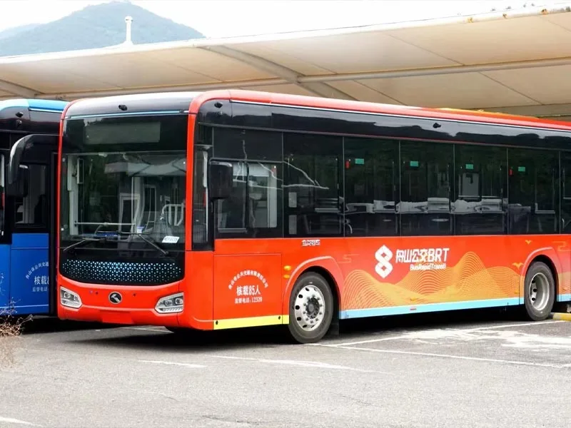 Személyszállító busz légleeresztő szelepe
